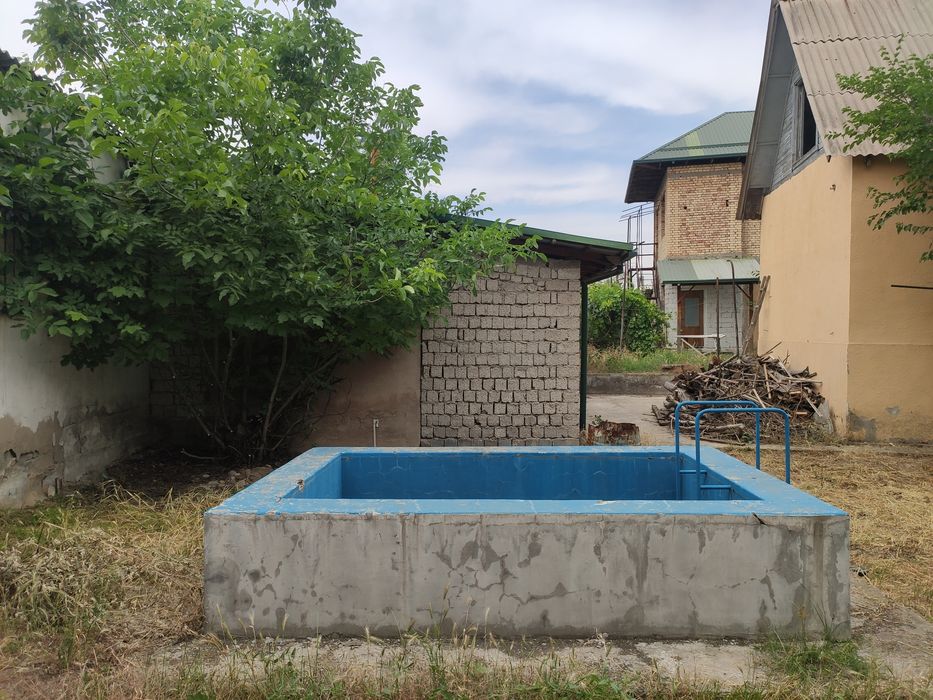 Тузель земельный участок 9.5 соток . От нового Узбекистан парка пару к