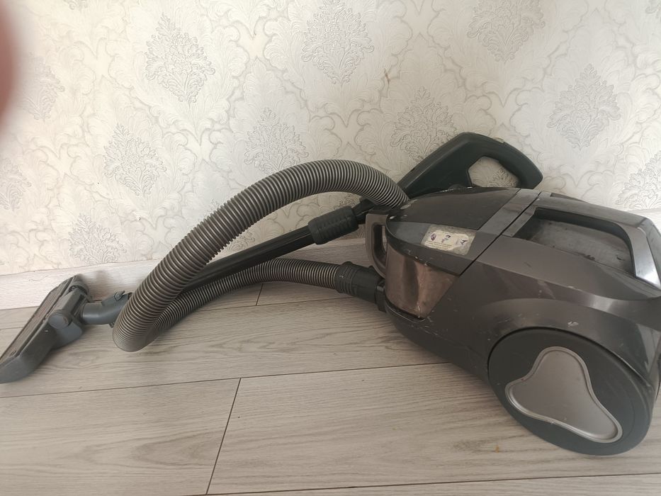 Пылесос на запчасти