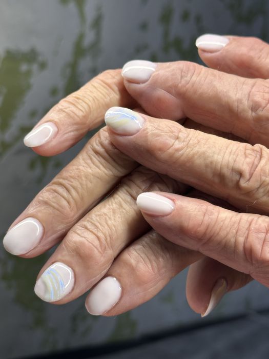 Ищу клиентов на маникюр