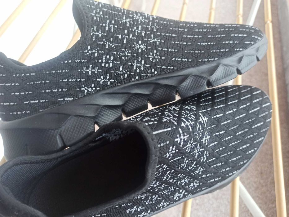 Маратонки 46 номер