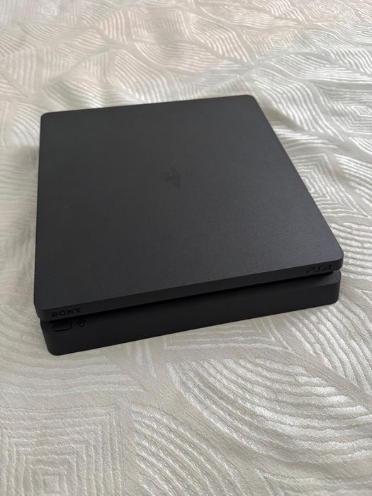 Playstation 4 slim срочно!