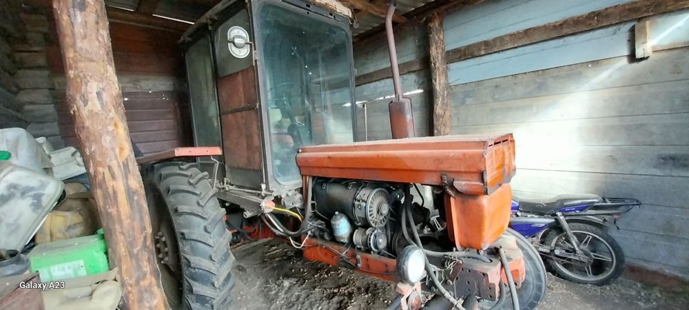 Трактор Т-28 матор Т-40