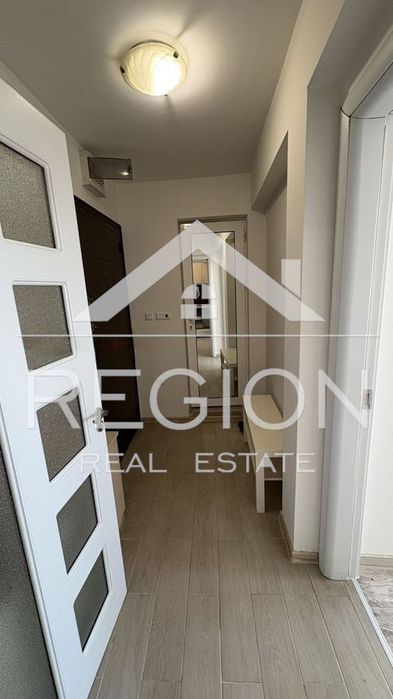 Дава се под наем Двустаен апартамент в Варна, Левски - 55 кв.м за 448.8 € - Снимка #1