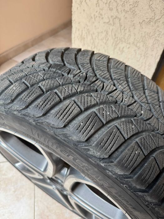 Джанти с нови зимни гуми 18ки Mercedes w212