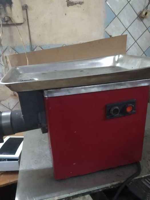 Мясорубка, Miyasarofka, гушт майдалангич МИМ 300. Чётки ишлайди.