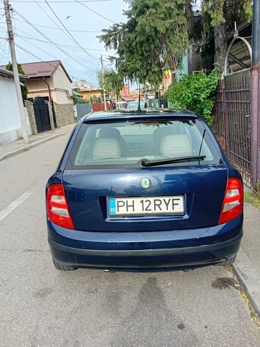 Vand Skoda Fabia 1,4 16 valve 100CP benzina an 2000,ingrijita,curata, in stare perfecta de functionare, consum redus
