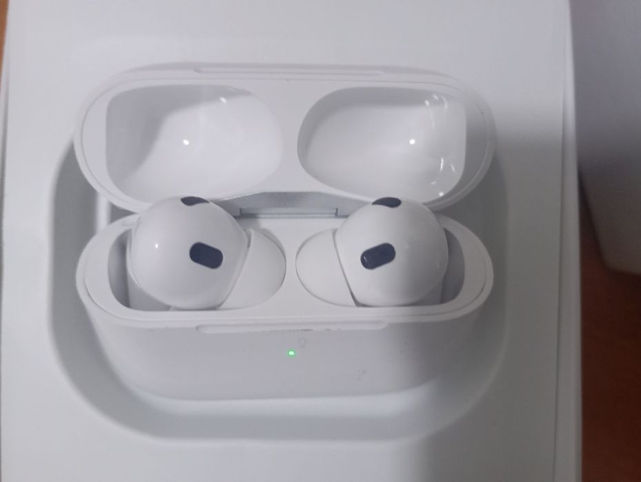 ! AirPords 2 pro продам !