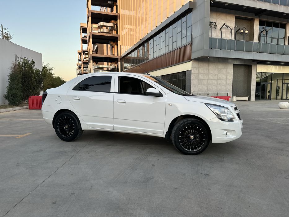 Кобальт 2019 автомат