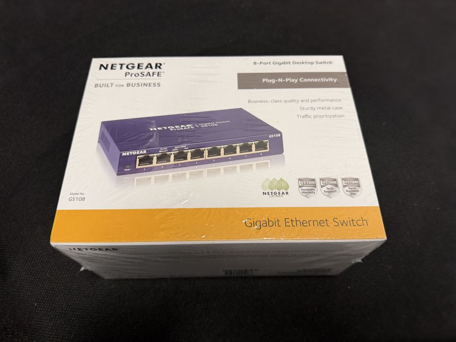 Switch nou sigilat 2 bucati Netgear  GS105 / GS108