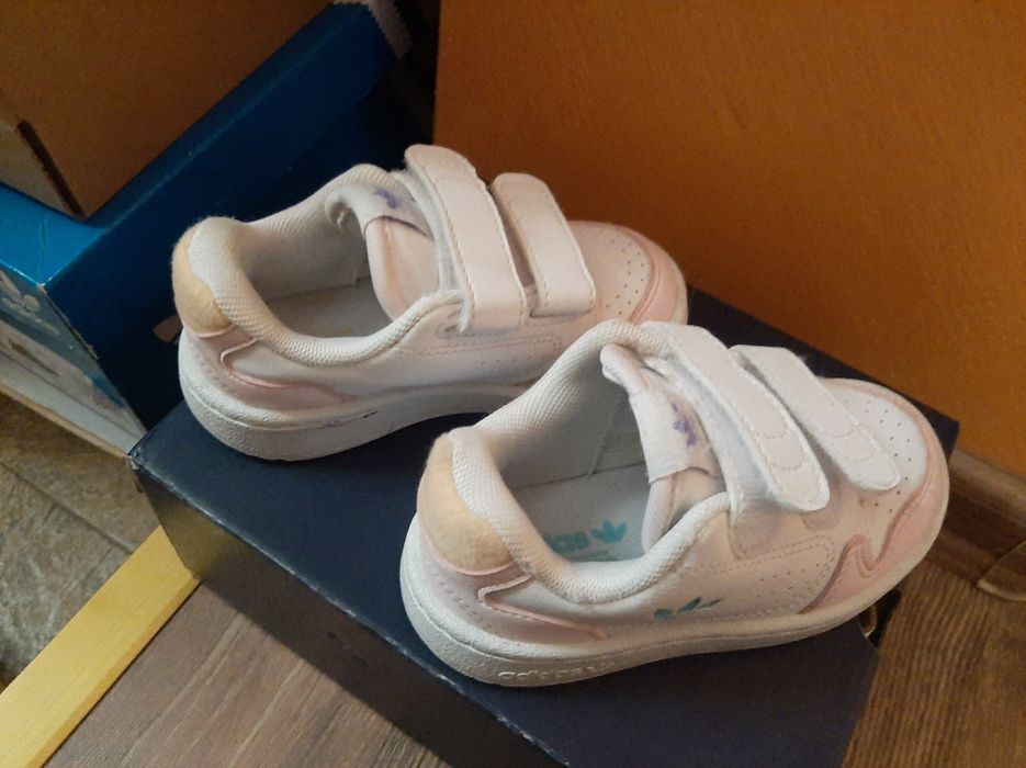 Маратонки Adidas