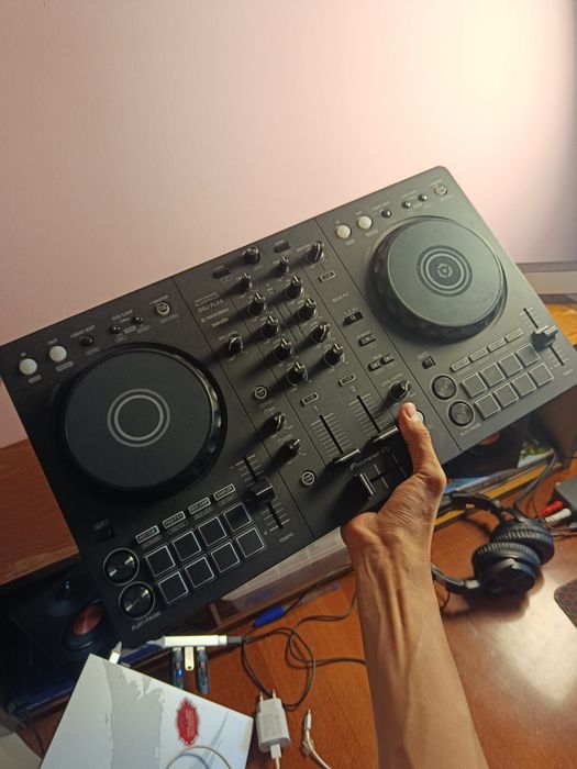 Диджейский Контроллер/Dj controller