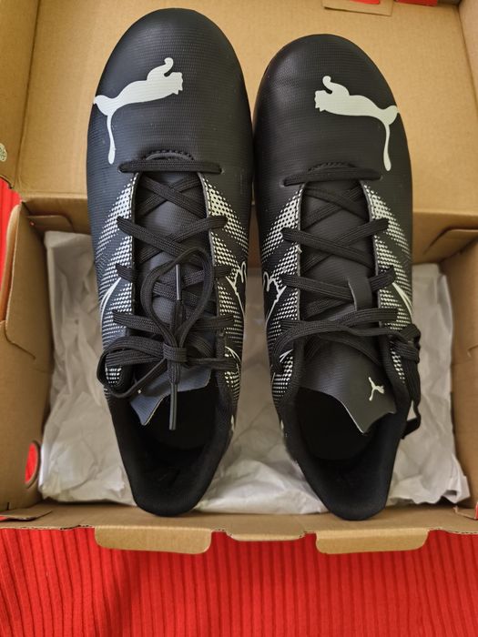 Бутсы футбольные Puma