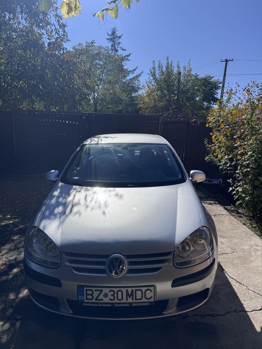 Vând Volkswagen Golf 5 – 1.4 benzină, 2006