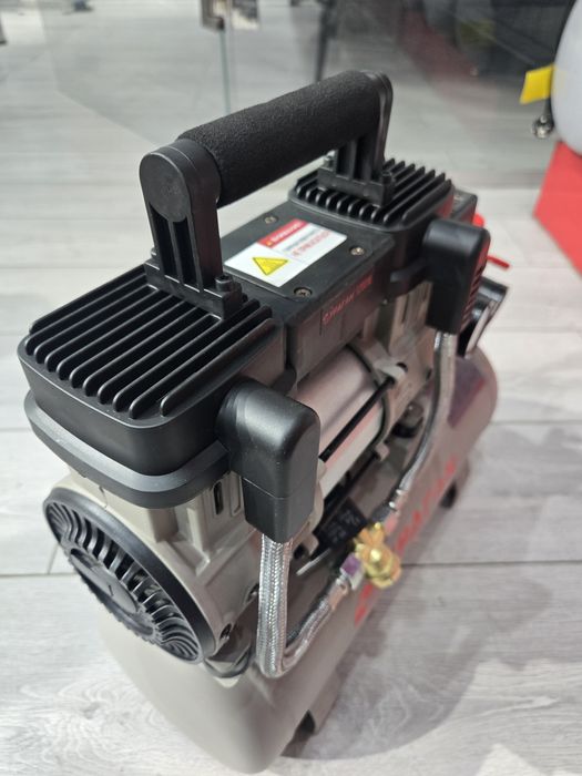 Воздушный компрессор. Компрессор. Безшумный компрессор.