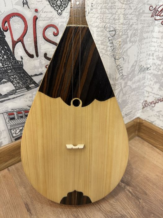 Срочно продам домбру новую