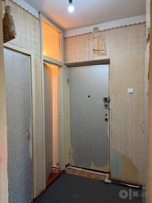Чирчик ш. Навоий кирпичный кубик дом 1/2/4 +1,5×6 балкон 42 м²