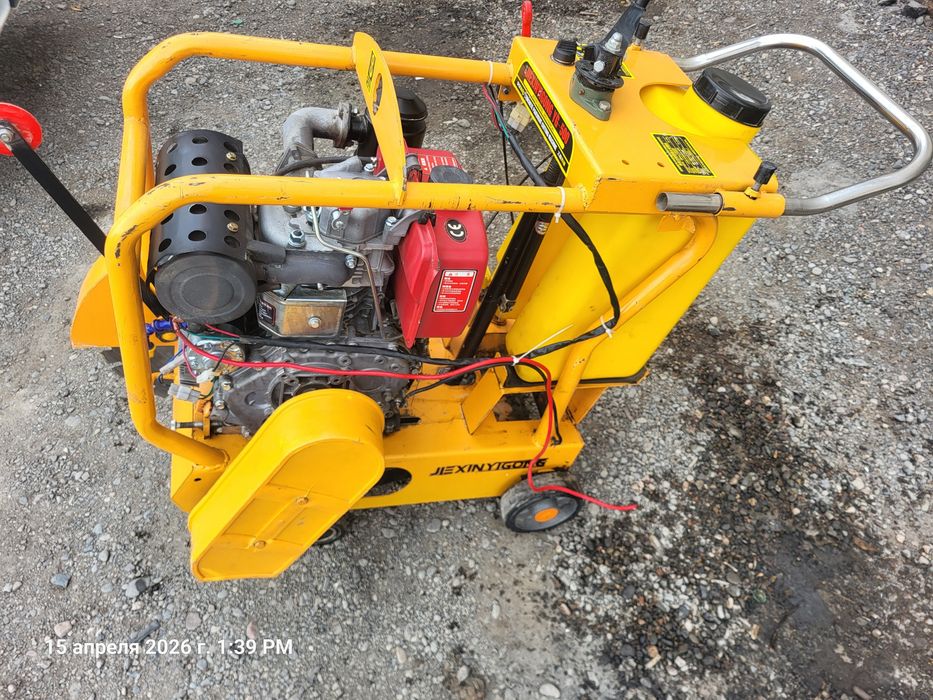 Продаётся асфальт и бетоно рез