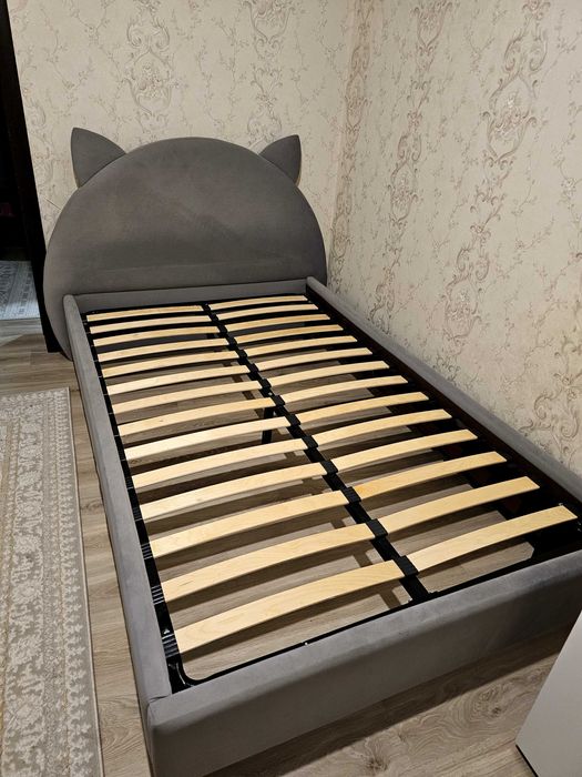 Кровать полуторка