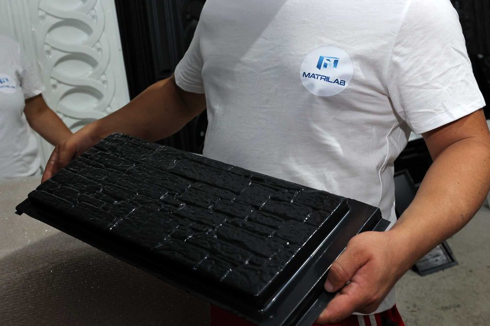 Matrite piatra decorativa pentru placat casa- reteta si instructiuni