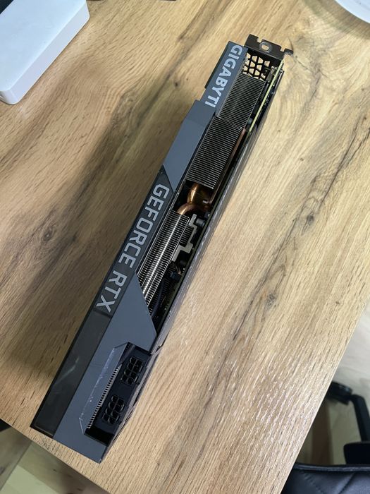 Видеокарта rtx 3080 10гб gigabyte eagle