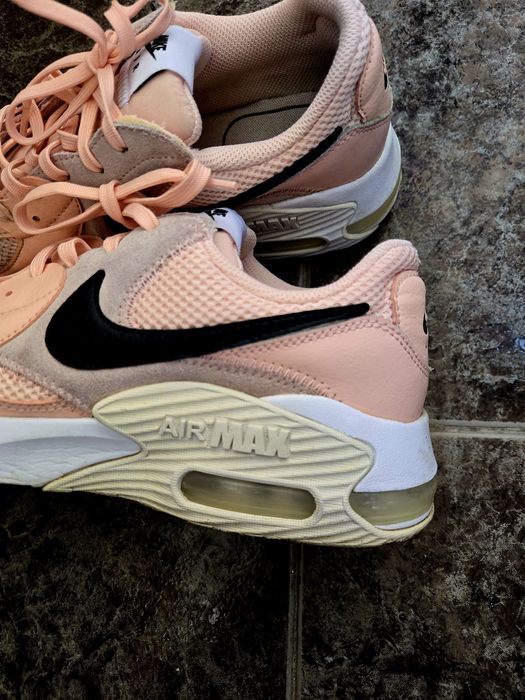 Маратонки Nike Air Max в розово