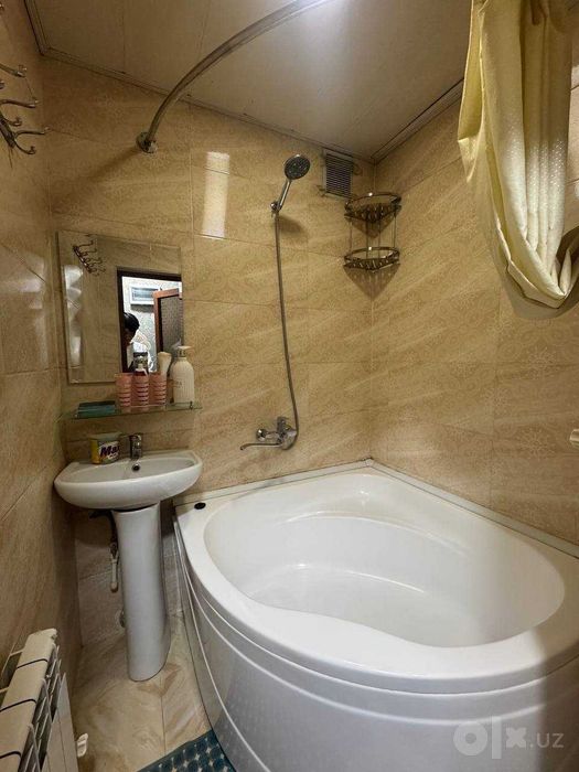 №4078.Продается 2х-комнатная квартира.