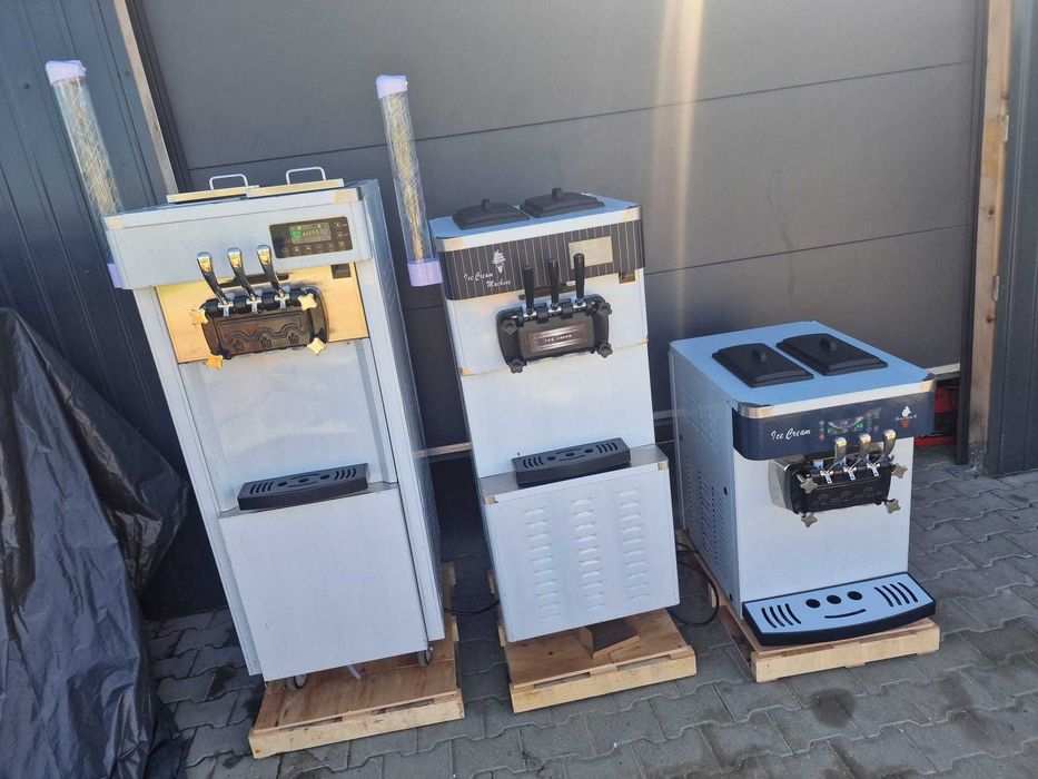 Aparat de inghetata 2+1 Arome 220V 2400W NOUA Transport Gratuit