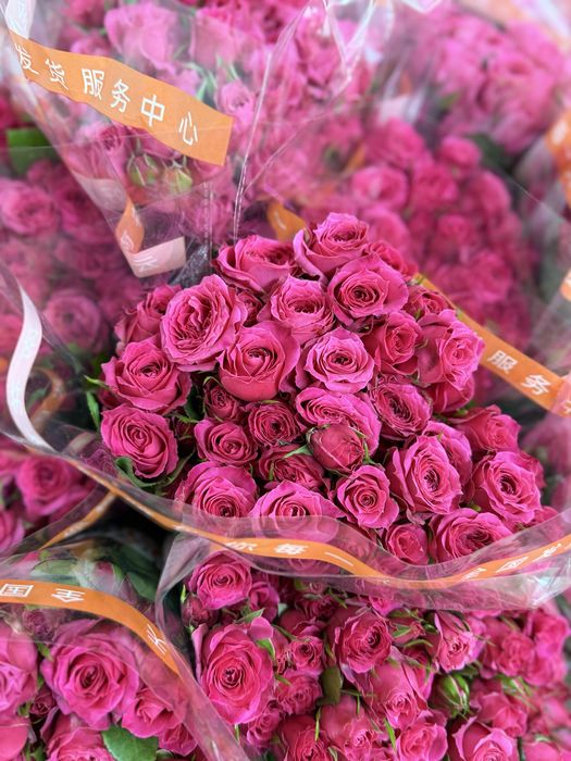 Тюльпаны и розы от 800тг