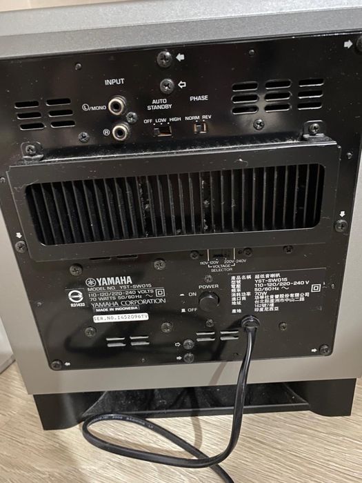 Колонки и сабвуфер Yamaha