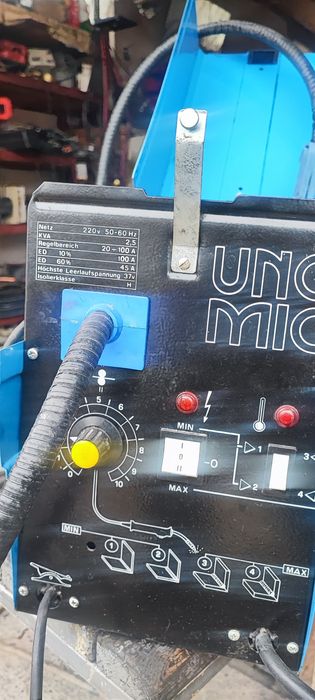 Aparat de sudura cu fir nefolosit it sau folosit  doar ptr proba cu gaz sau sirma flux cu gaz