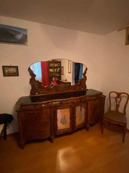 Mobilier servanta “Chipendale”, lemn de nuc, Italia