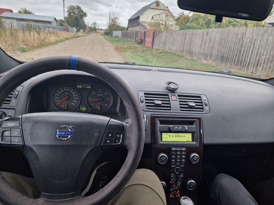 Vând Volvo s40 2.0 Diesel