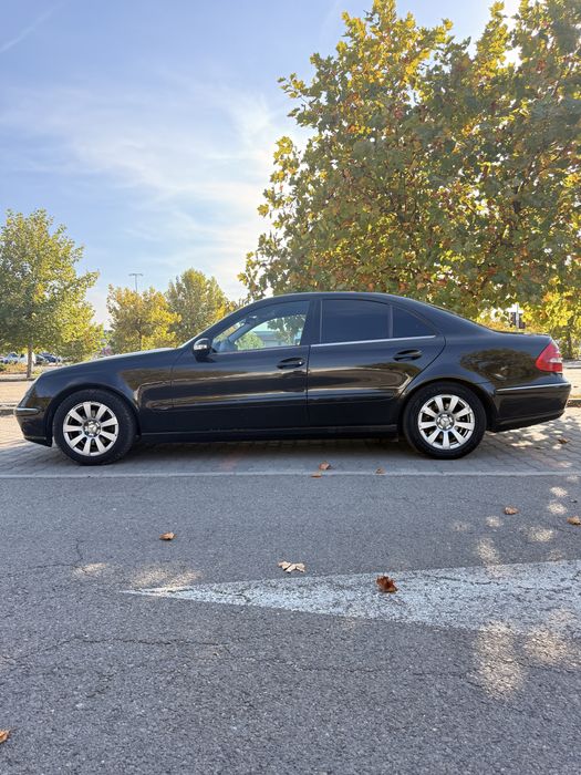 MERCEDES-BENZ E-Class 2004 — imagine 5
