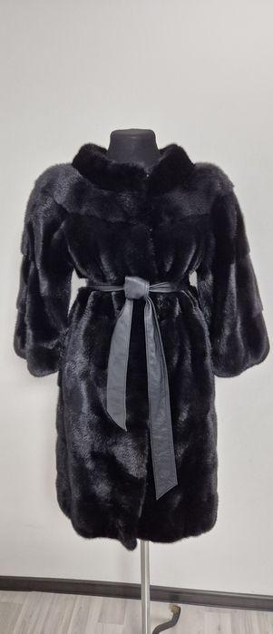 Продам Норковую шубу NAFA