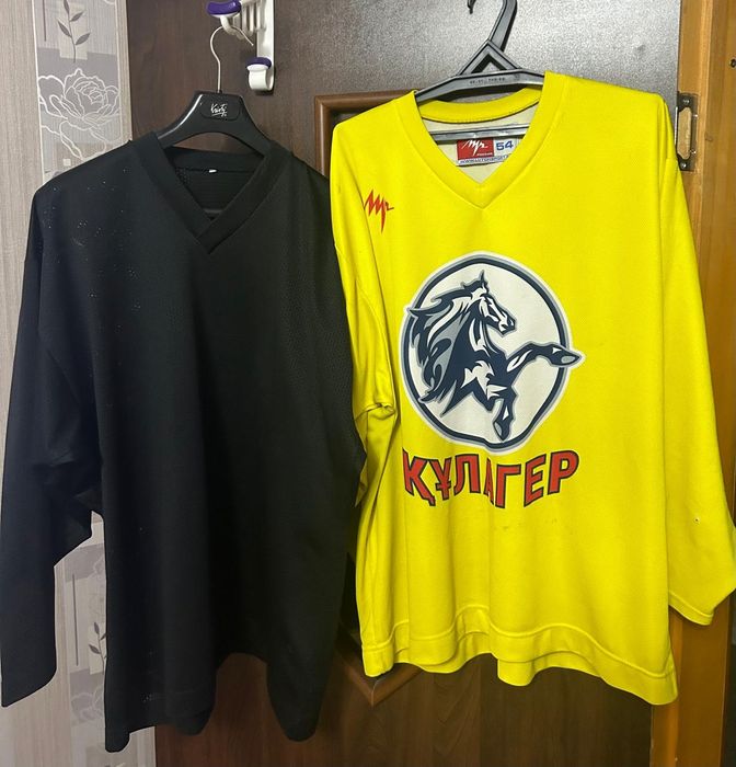 Продаю хоккейную формы