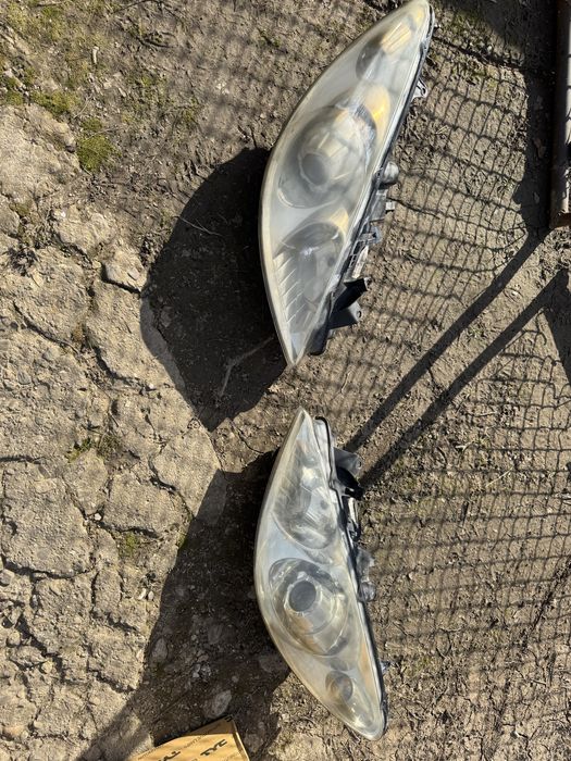 Фарове за Пежо 307