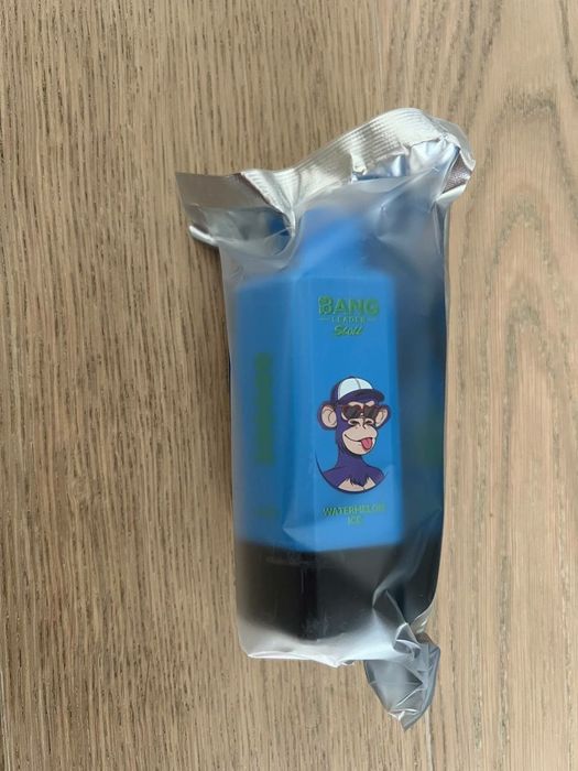 Vape 6 in 1 – 300K Pufuri | 6 Arome într-un Singur Dispozitiv | Sigilat