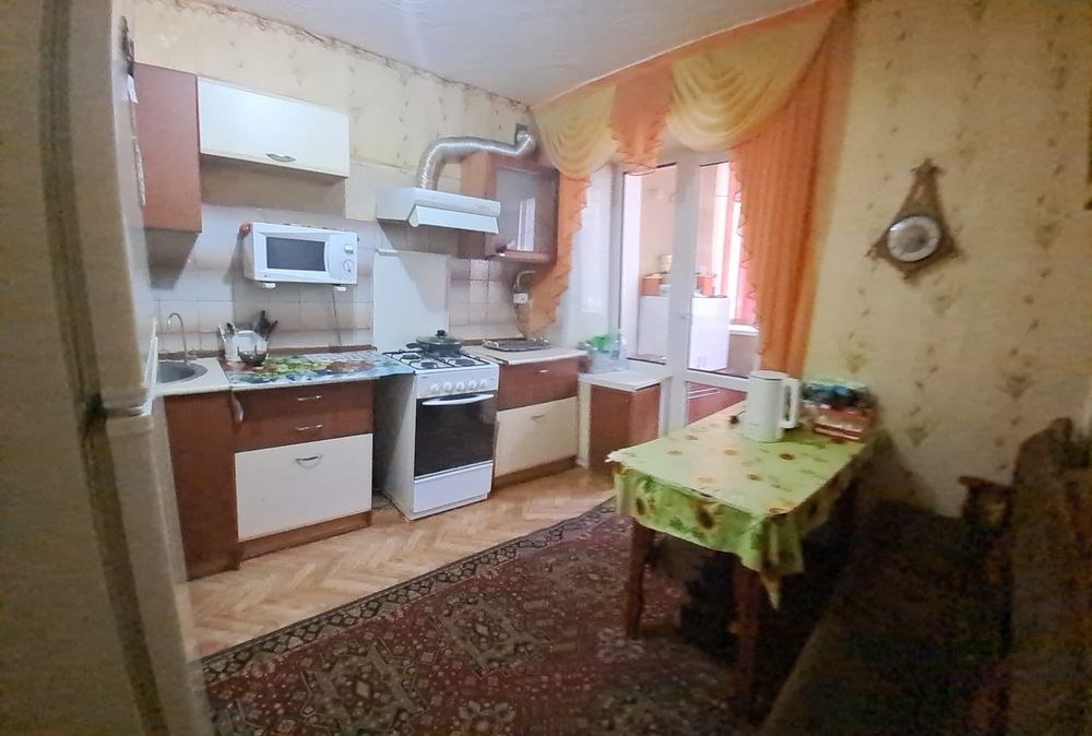 Пррдам 2 комнатную квартиру