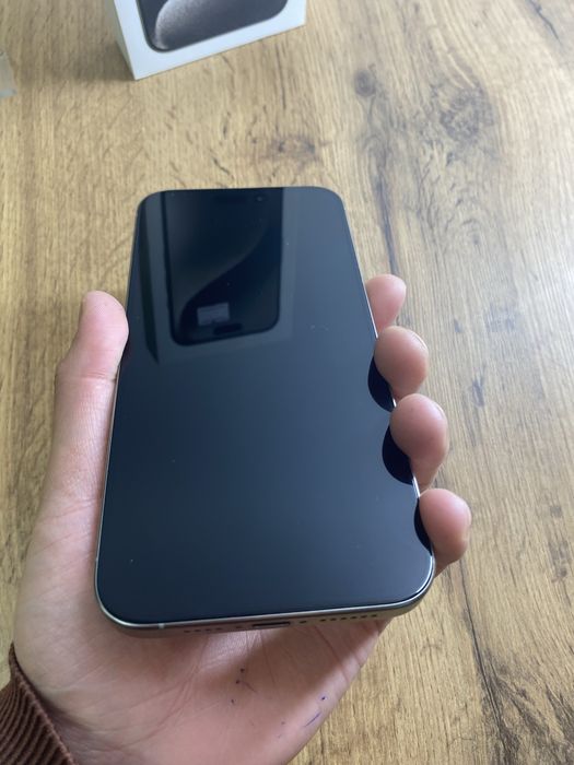Продам Iphone 15 Pro Max 256gb