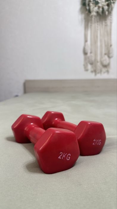 Гантели 2кг, 2 шт в наличии