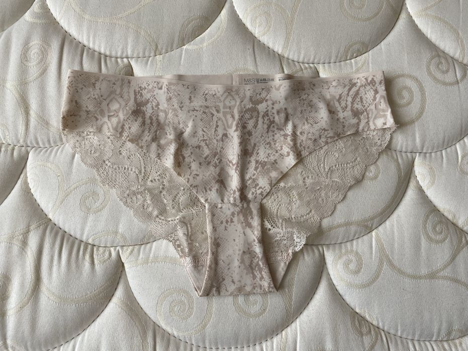 Нови Wonderbra, TWINSET U&B, Calvin Klein. Различни цени!