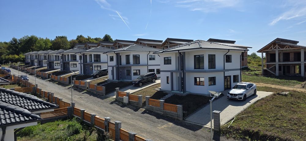 Case de vanzare. Panorama Residence