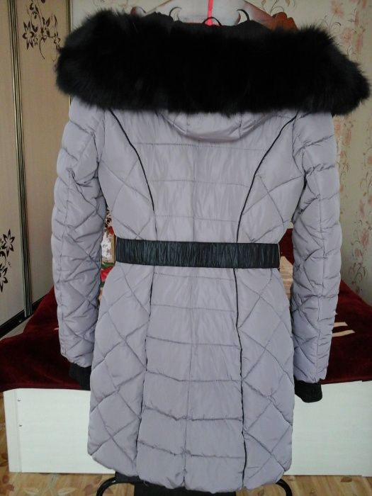 Продам: Пуховик..