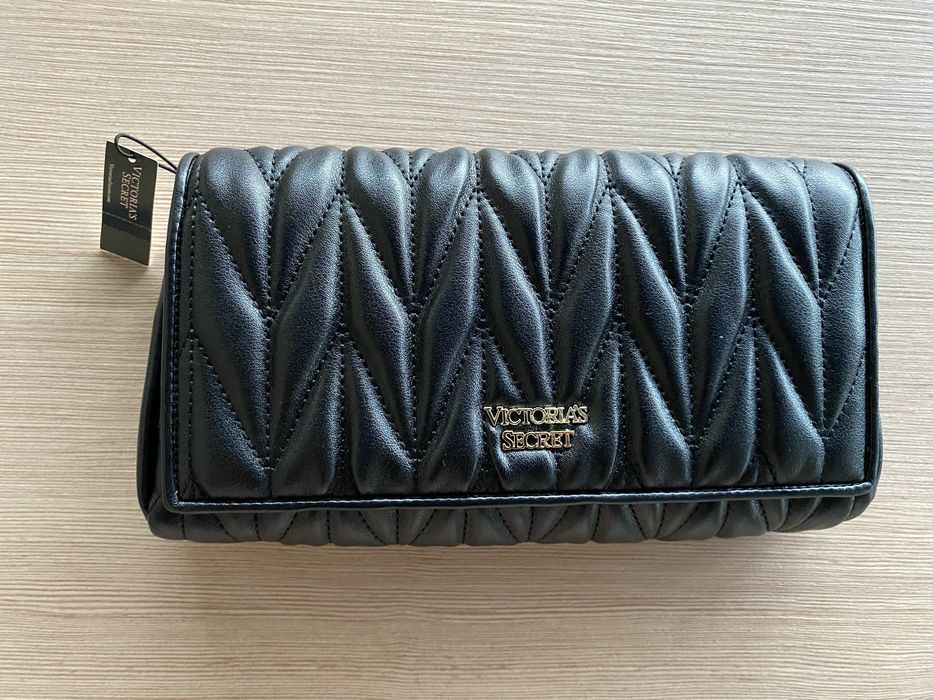 Victoria’s secret - елегантни, оригинални, нови малки чанти