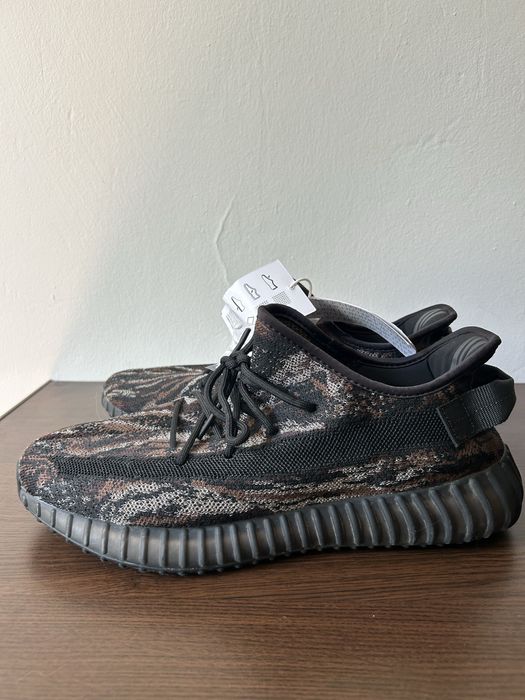 yezzy 350 mx rock