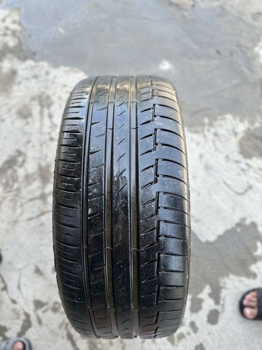 Шина 235/45/18 continental