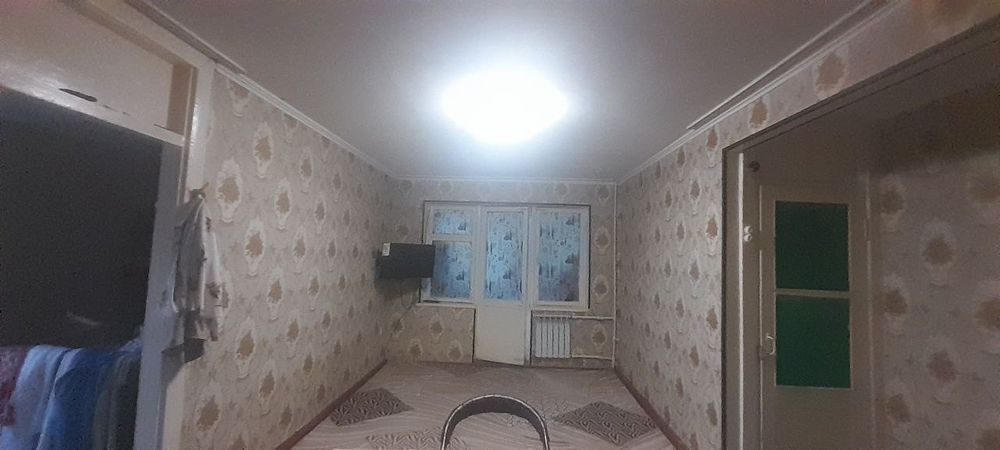 Kvartira sotiladi 2 xona 3 xona qilingan