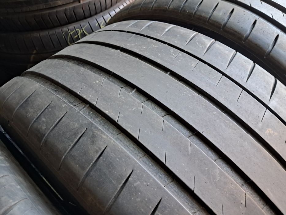 Anvelope second vara 265 40 R21/295 35 R21 Michelin