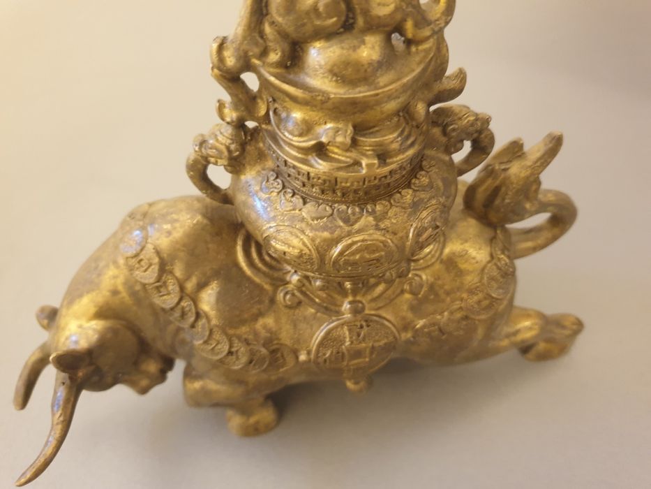Feng shui Taur din bronz