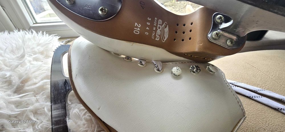 Кънки за фигурно пързаляне Edea Brio 210